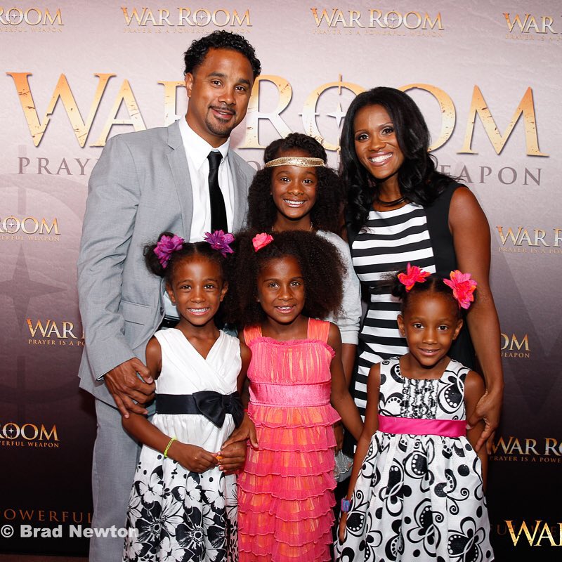 At WAR ROOM Premiere Event child star, Alena Pitts, center with her family; parents, Jonathan and Wynter, and sisters, Camryn, Kaitlyn and Olivia. See the Pitts family is Parent Compass Episode 2 "Discovering Destiny". 